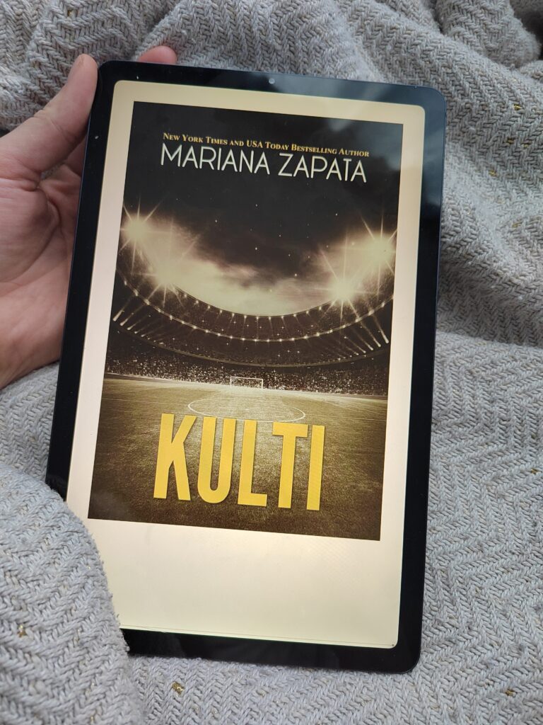 A Review of Kulti by Mariana Zapata: Poop and Big Girl Socks